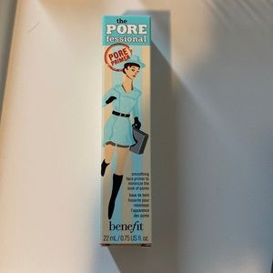 Benefit Cosmetics
The POREfessional Pore Minimizing Primer